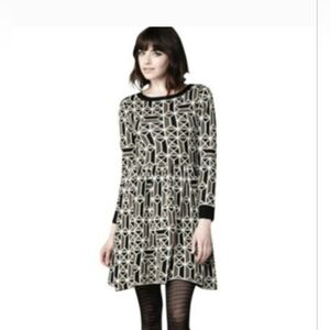 Dear Creatures- Women's Geometric Black and Beige Dress M  Casual